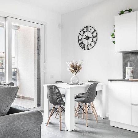 Harmony House - Rho Fiera 6Min - Free Parking - Terrace Lejlighed Milano Eksteriør billede