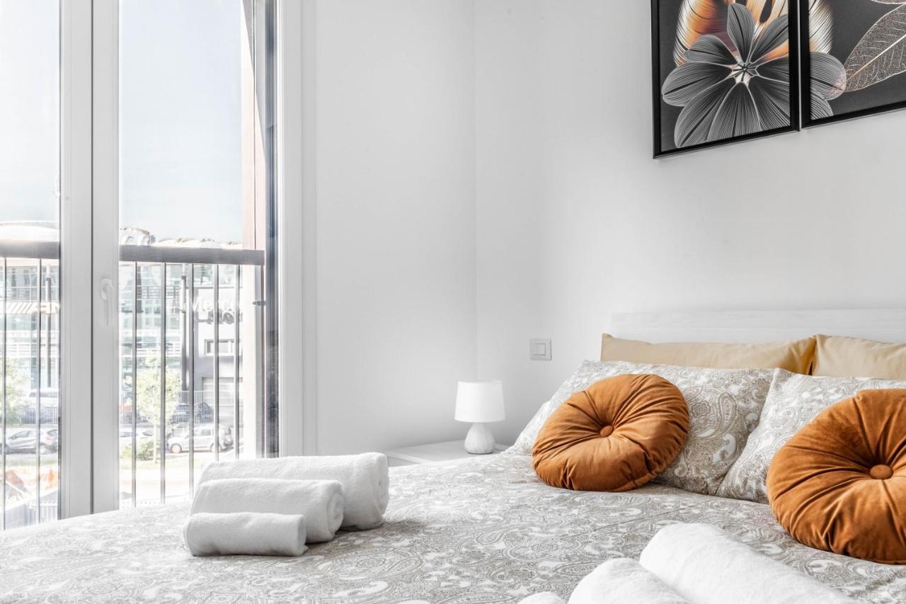 Harmony House - Rho Fiera 6Min - Free Parking - Terrace Lejlighed Milano Eksteriør billede
